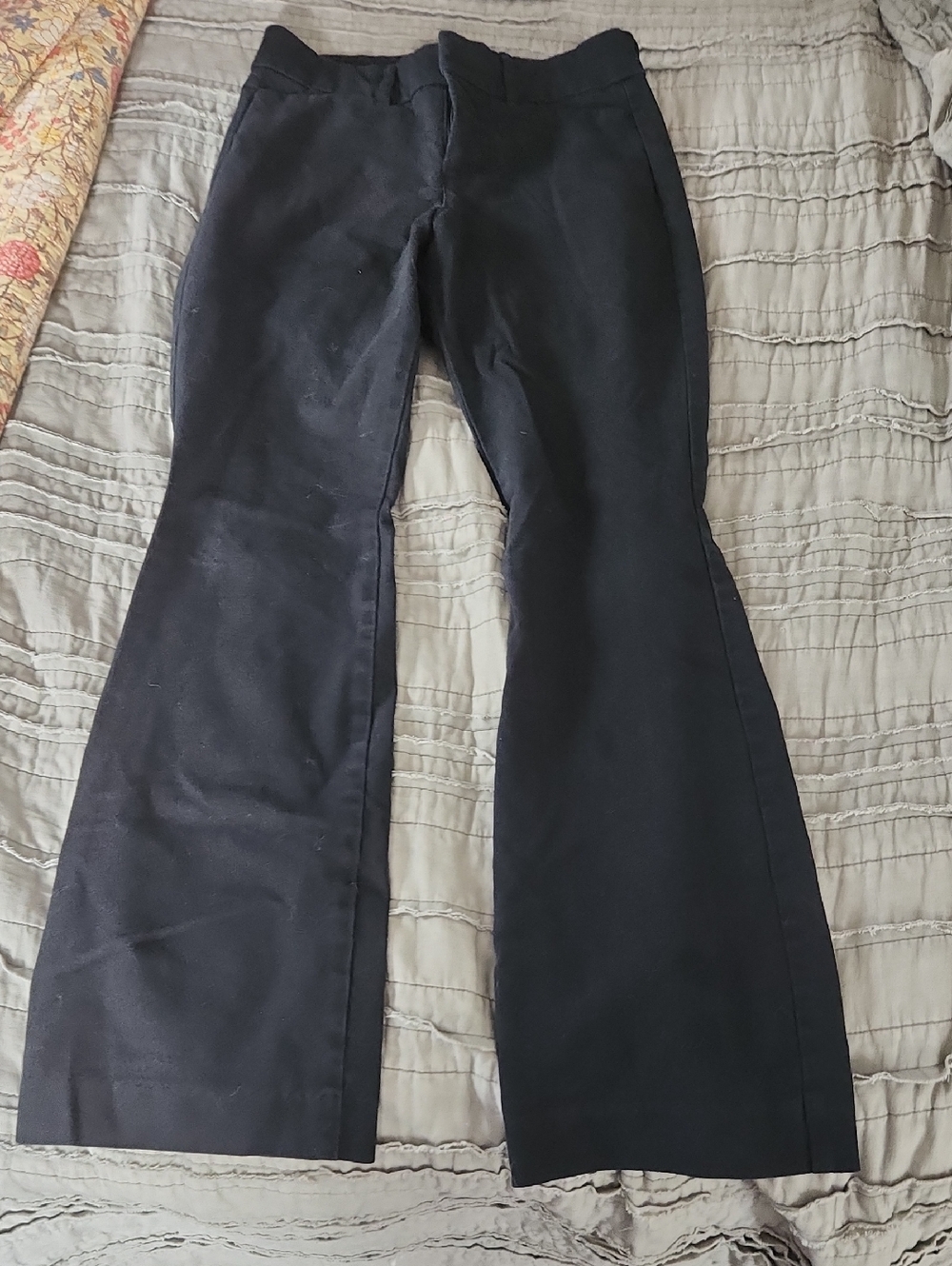 Old Navy Petite Pixie Flare Black Womens Pants